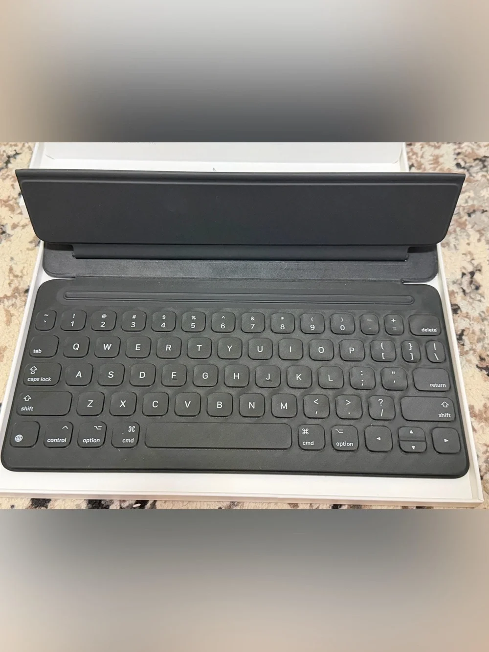 Apple Smart Keyboard Folio for iPad - Black